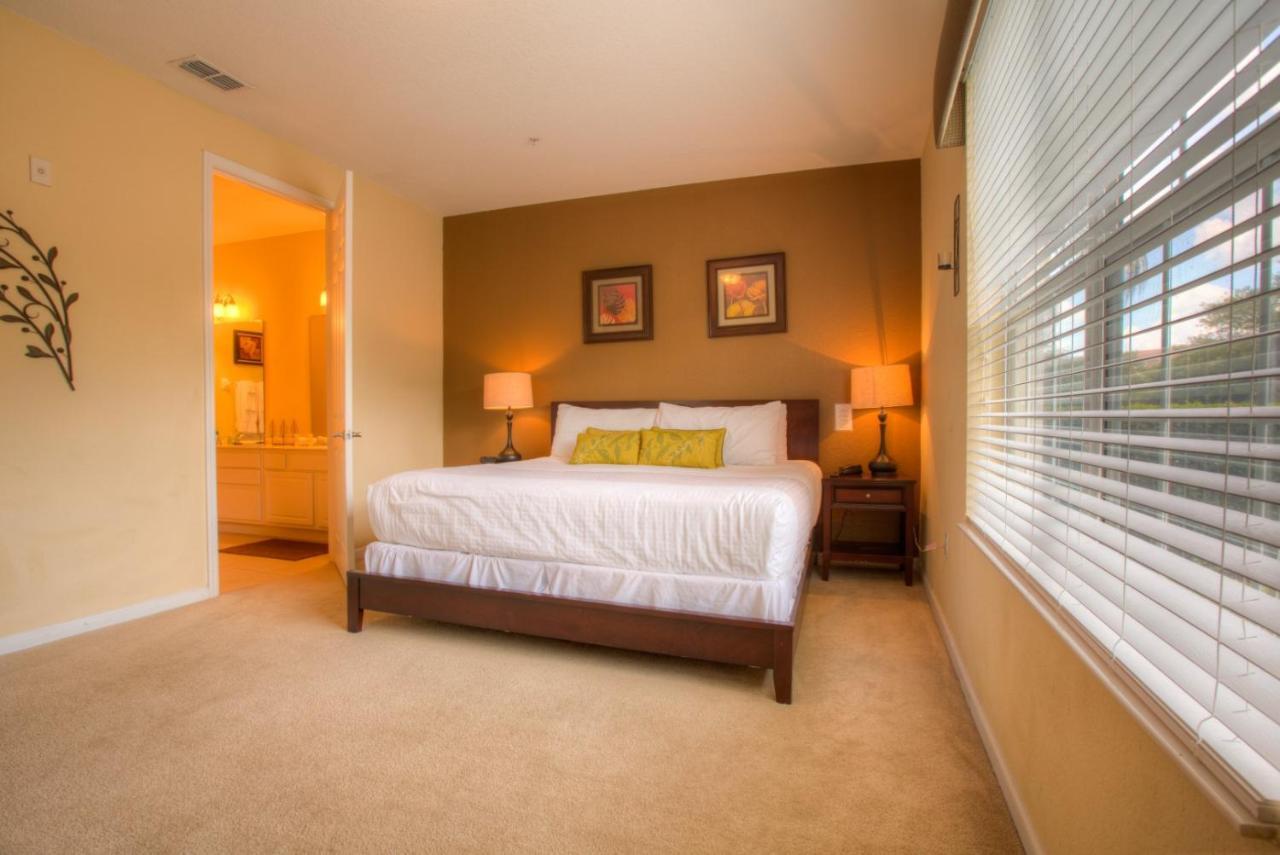 Stylish At Vista Cay Minutes To Wdw Apartment